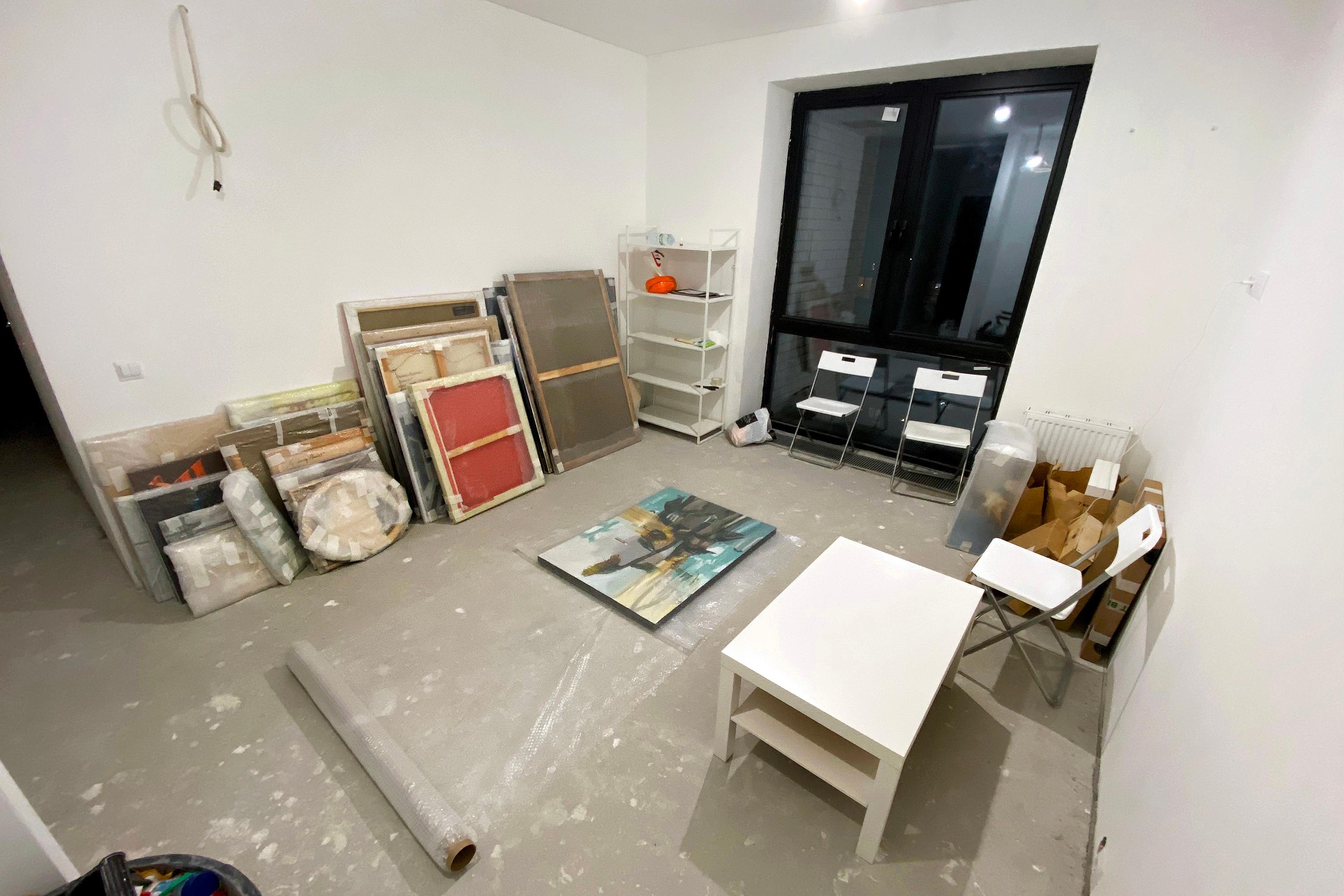 Демонтированная выставка «Квартирник»